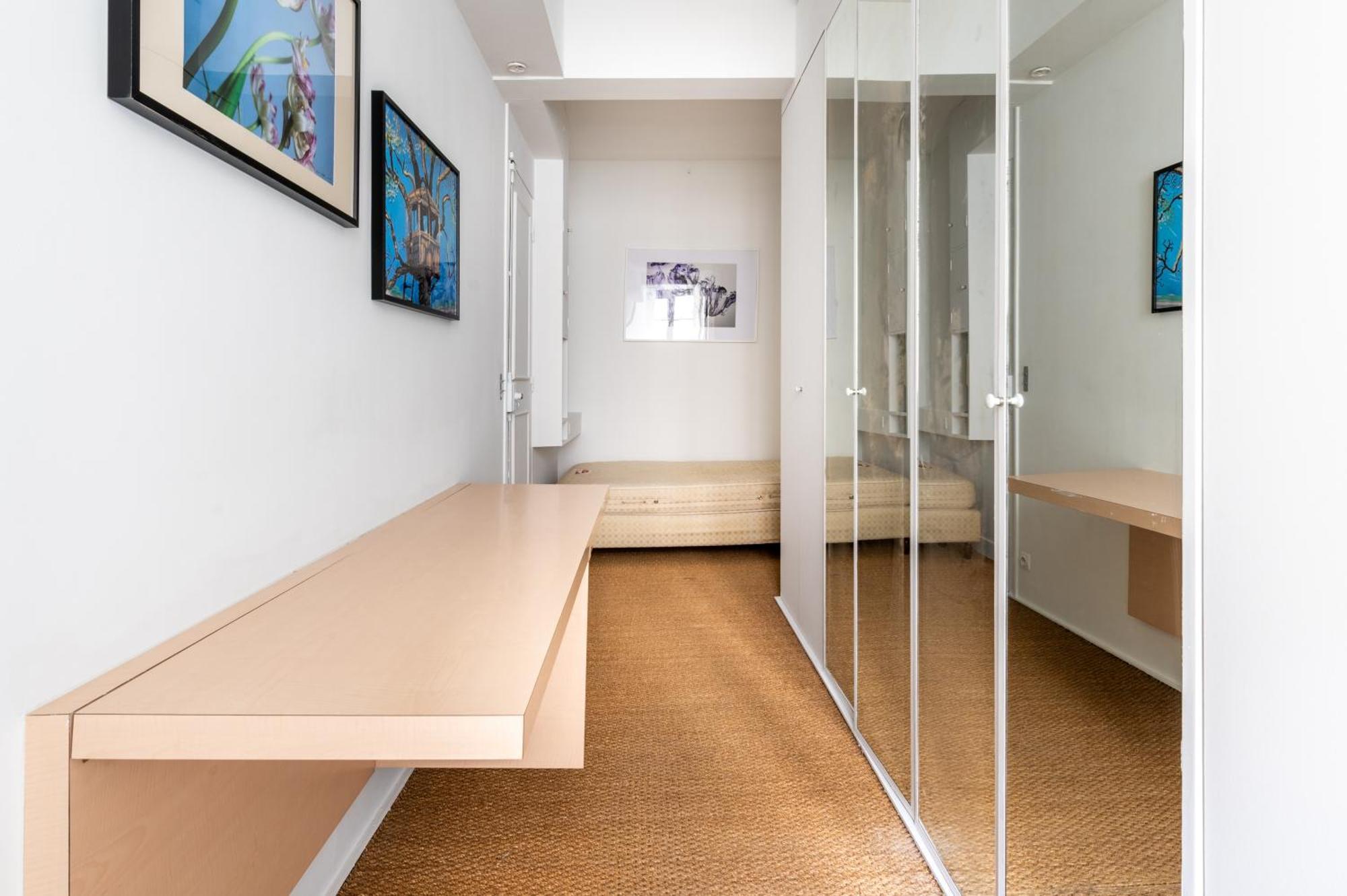 New-york Inspired 1bd Champs-elysees Appartamento